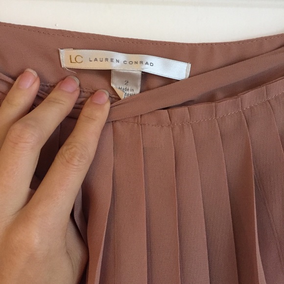 LC Lauren Conrad Skirt - Picture 2 of 5